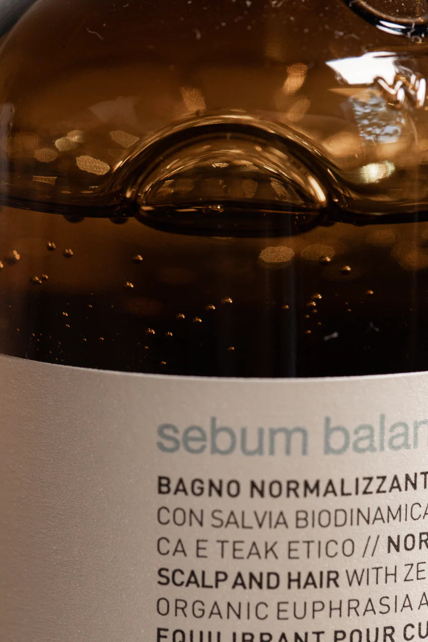 sebum-balance-hair-bath 240ml texture